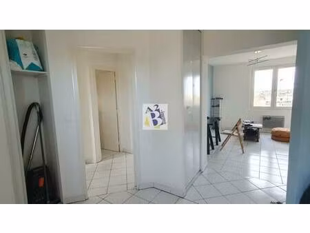 angouleme proche gare  appt t2