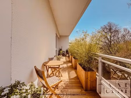 appartement 4 pièces – 102 m² – dernier étage avec ascenseur – résidence avec parc – 10 mi