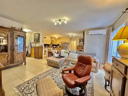 t3 89 m² – dernier étage – balcon – garage - cave