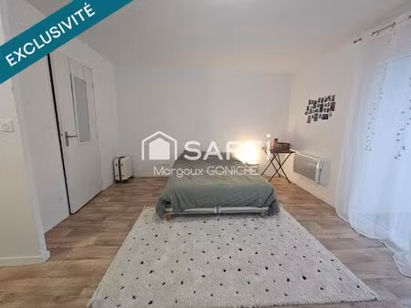 spacieux studio avec petit jardin et terrasse