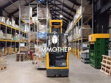 local d'activité 1 500m2 à louer - le cheylas