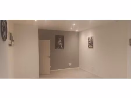 rodez (boulevard laromiguière)  local commercial 34 m² environ  proche commerces et servic