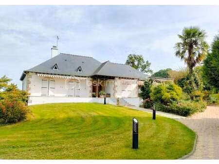 vente maison à châtillon-en-vendelais (35210) : à vendre / 168m² châtillon-en-vendelais