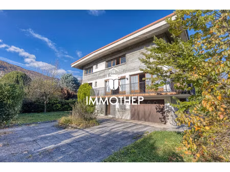 maison individuelle 321m2 + 1972m2 de terrain