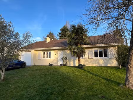 vente maison 7 pièces  125.00m²  mennecy