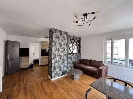 location appartement 3 pièces meublé à caen le port - ste-thérèse (14000) : à louer 3 pièc