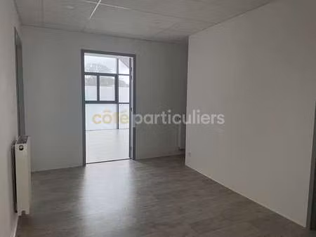 location bureaux et commerces à pontivy (56300) : à louer / 87m² pontivy