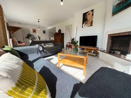 location maison à quimper (29000) : à louer / 119m² quimper