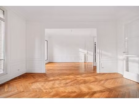 appartement 2 chambres avec vue tour eiffel