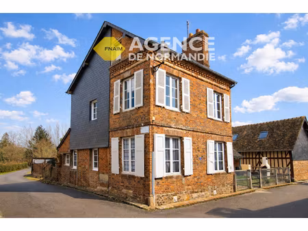 maison avec jardin et dépendance.