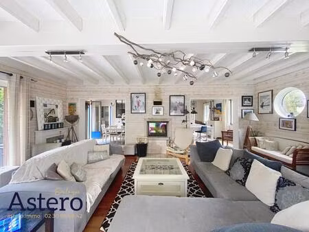 maison familiale 5 chambres avec studio indépendant et piscine - orgères