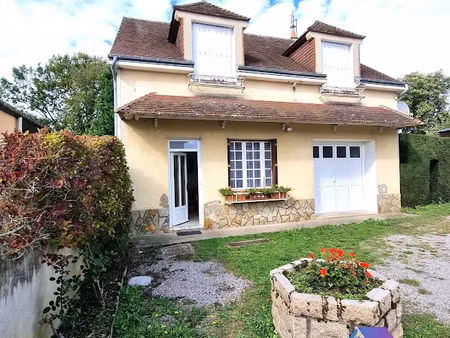 vente maison 5 pièces 117 m² à saint-denis-de-jouhet (36230)  80 600 €