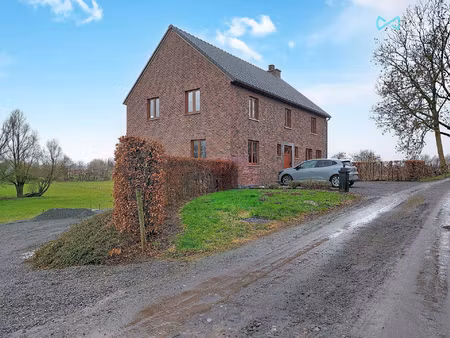 huis te huur in wasseiges met 4 slaapkamers