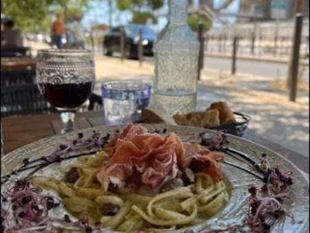 vente restaurant 140 m²