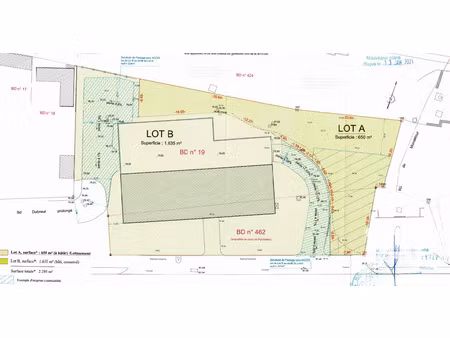 vente terrain 650 m²