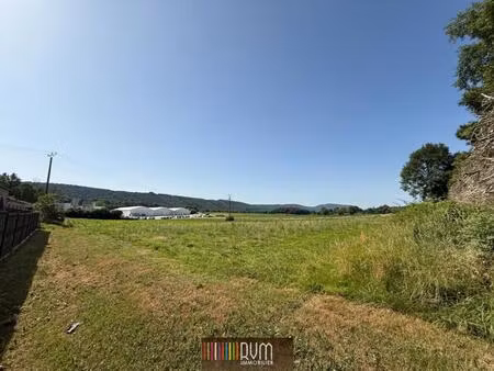 terrain constructible 1743m² viabilisé