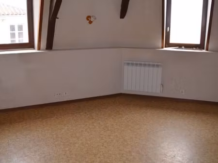 appartement t1 au 2ème étage