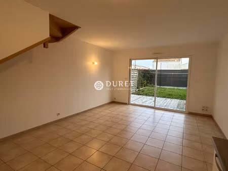 maison t3 avec jardin a louer a l'annee