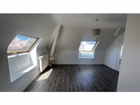 t1 bis dans résidence avec ascenseur et parking