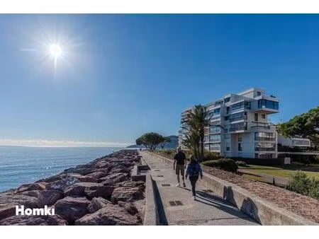 charmant t2 accès direct à la plage privée