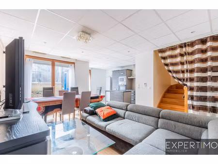 duplex t5 avec terrasse et jardin et 1 place de stationnement à vitry-sur-seine