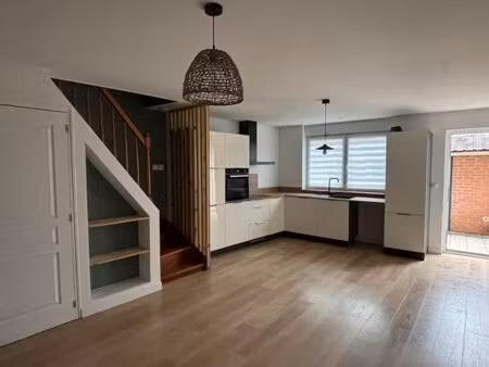 à louer maison mitoyenne 61 6 m² – 820 € |sequedin