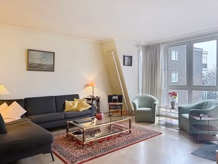 appartement te huur in kortrijk met 3 slaapkamers