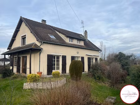 pavillon familial avec jardin 142 m² - orval