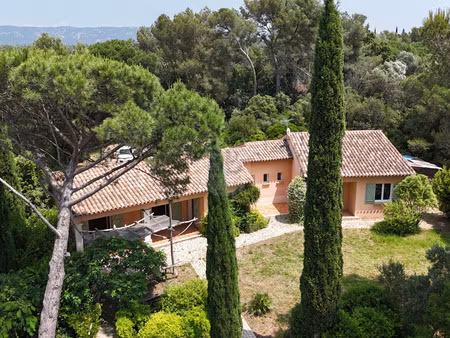 villa de standing à roquebrune-sur-argens
