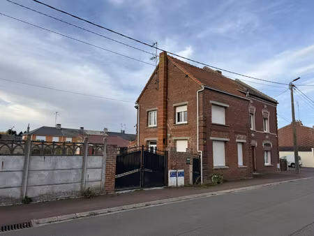 maison de ville semi-individuelle à conforter – 90 m² - caudry