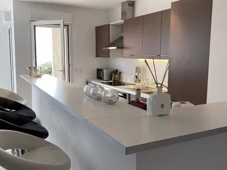 location appartement 3 pièces 75 m² à mandelieu-la-napoule (06210)