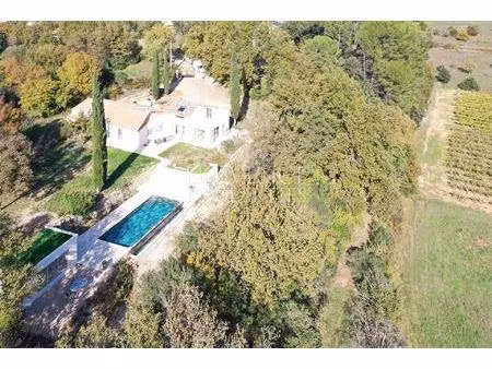 havre de paix entre modernité et nature – villa d'exception à bras