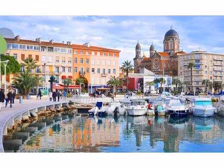 achat : maison (83700)