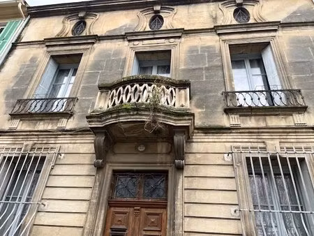 maison bourgeoise avec cour et garage