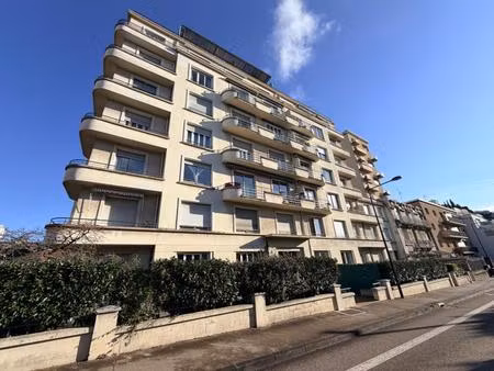 besançon t5 garage rue delavelle