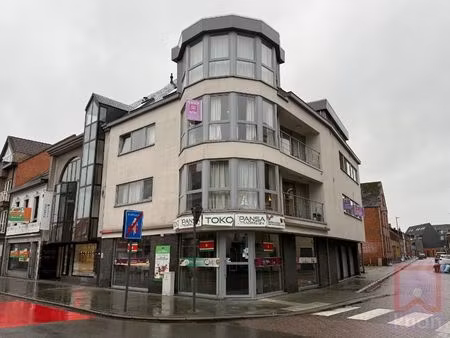 leuk 2 slpk app centrum geel met parking!