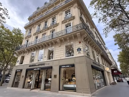 location bureau paris 75008