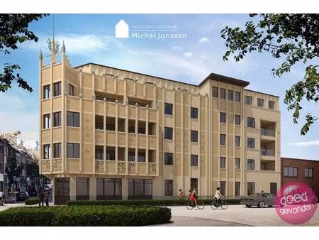 chemin de fer: 10 appartementen + 1 handelsruimte