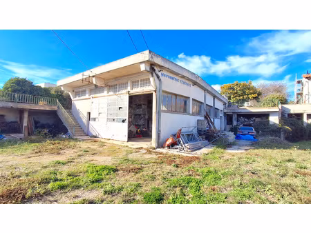 hangar de 400 m2 avec belle hauteur