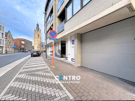 gemetste garage te koop centrum roeselare nabij sint-michielskerk !