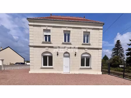 vente maison 5 pièces 130 m² à bellevigne-les-châteaux (49260)  228 000 €