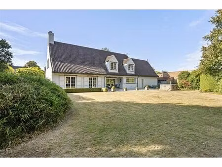 kom binnen  kom dromen: royale eigendom op 3057 m²