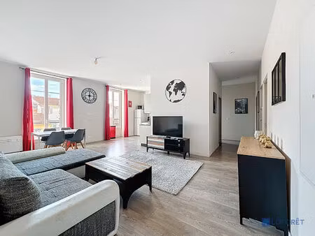 location appartement 4 pièces 88 m² à nice (06000)