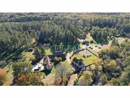 propriété de luxe à vendre à chambord : 1 290 000 € | 1000m²