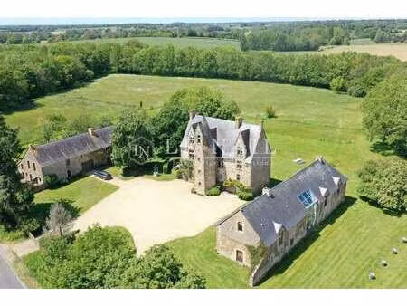 manoir à vendre à laval : 1 690 000 € | 380m²