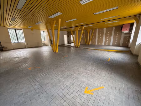 vente entrepôt / local industriel  220.00m²  fourchambault