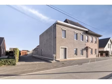 huis te koop in anzegem met 3 slaapkamers