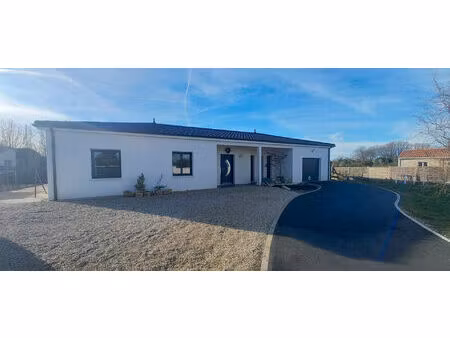 vente maison 5 pièces  125.00m²  nouaillé