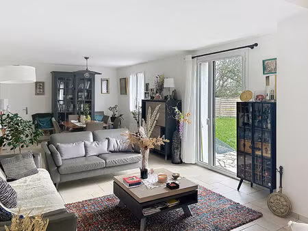 vente maison 9 pièces  178.00m²  saint