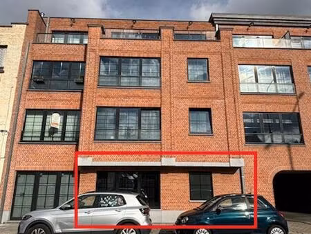 appartement te koop in eeklo met 1 slaapkamer